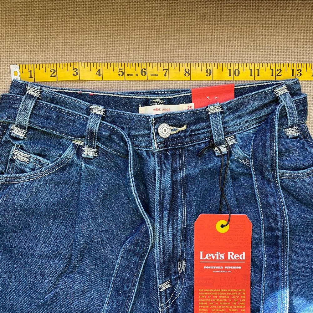 Levi's Red - Premium Denim - Loose Wide Leg Jeans Baggy 25x30 ~NWT - Picture 7 of 12